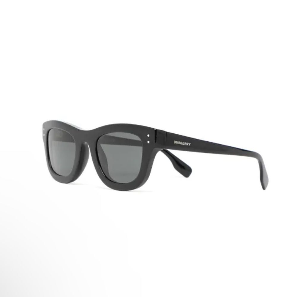 NWT Burberry Eyewear Sidney 
oversize frame sunglasses no case - Picture 2 of 7